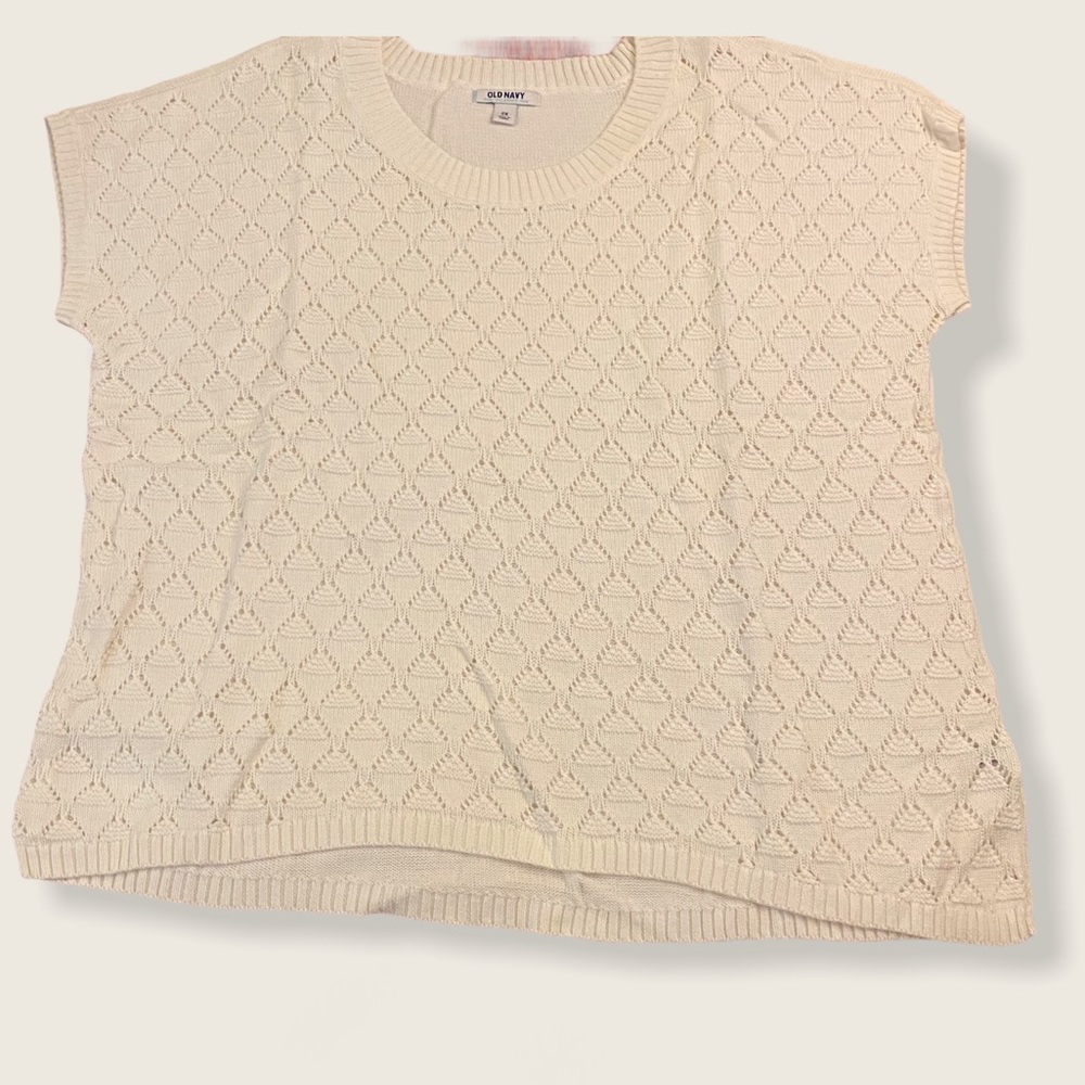 NEW Old Navy White Sweater